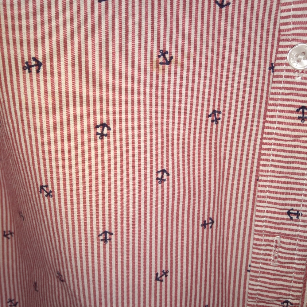 Button up - Picture 2 of 4